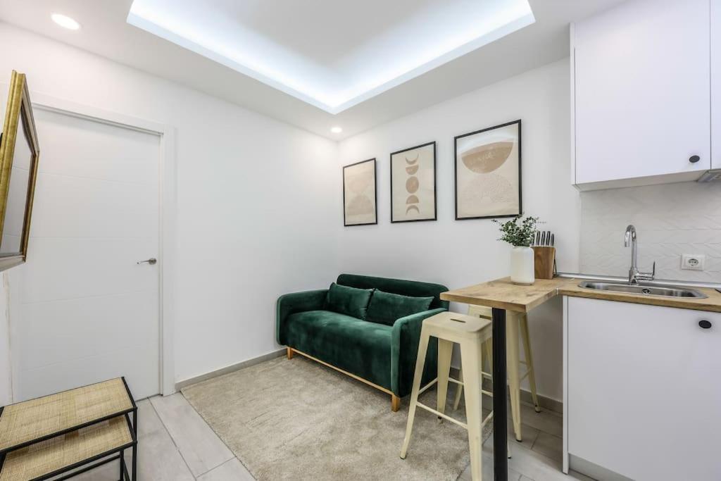 Luxe Apartment In Tetuan Madrid Exterior photo
