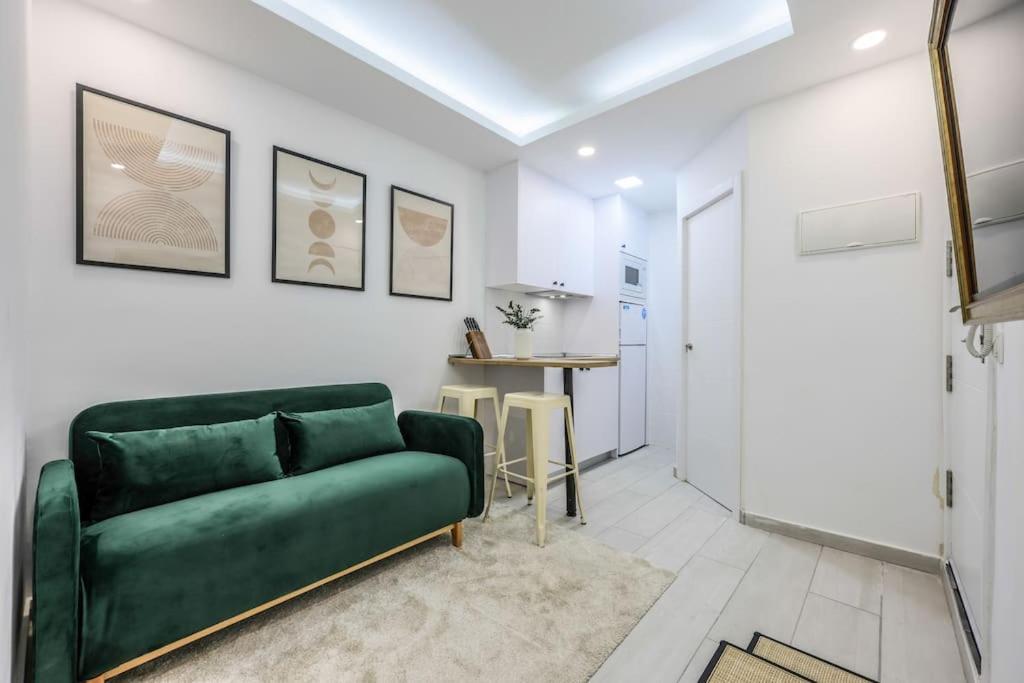 Luxe Apartment In Tetuan Madrid Exterior photo