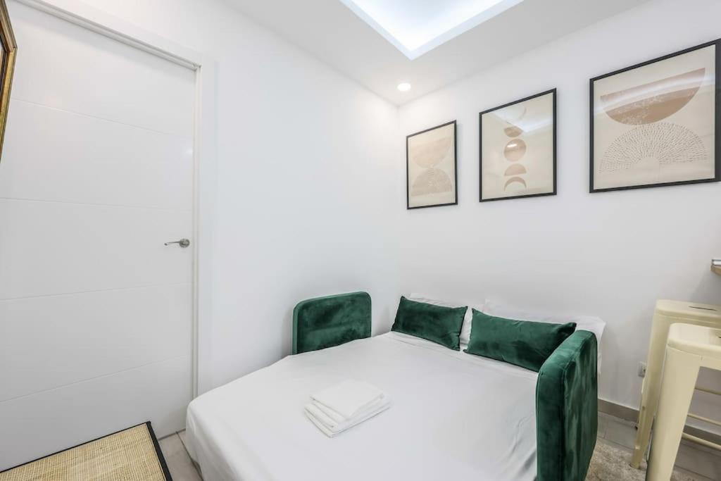 Luxe Apartment In Tetuan Madrid Exterior photo