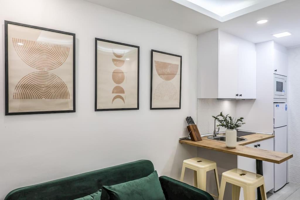 Luxe Apartment In Tetuan Madrid Exterior photo